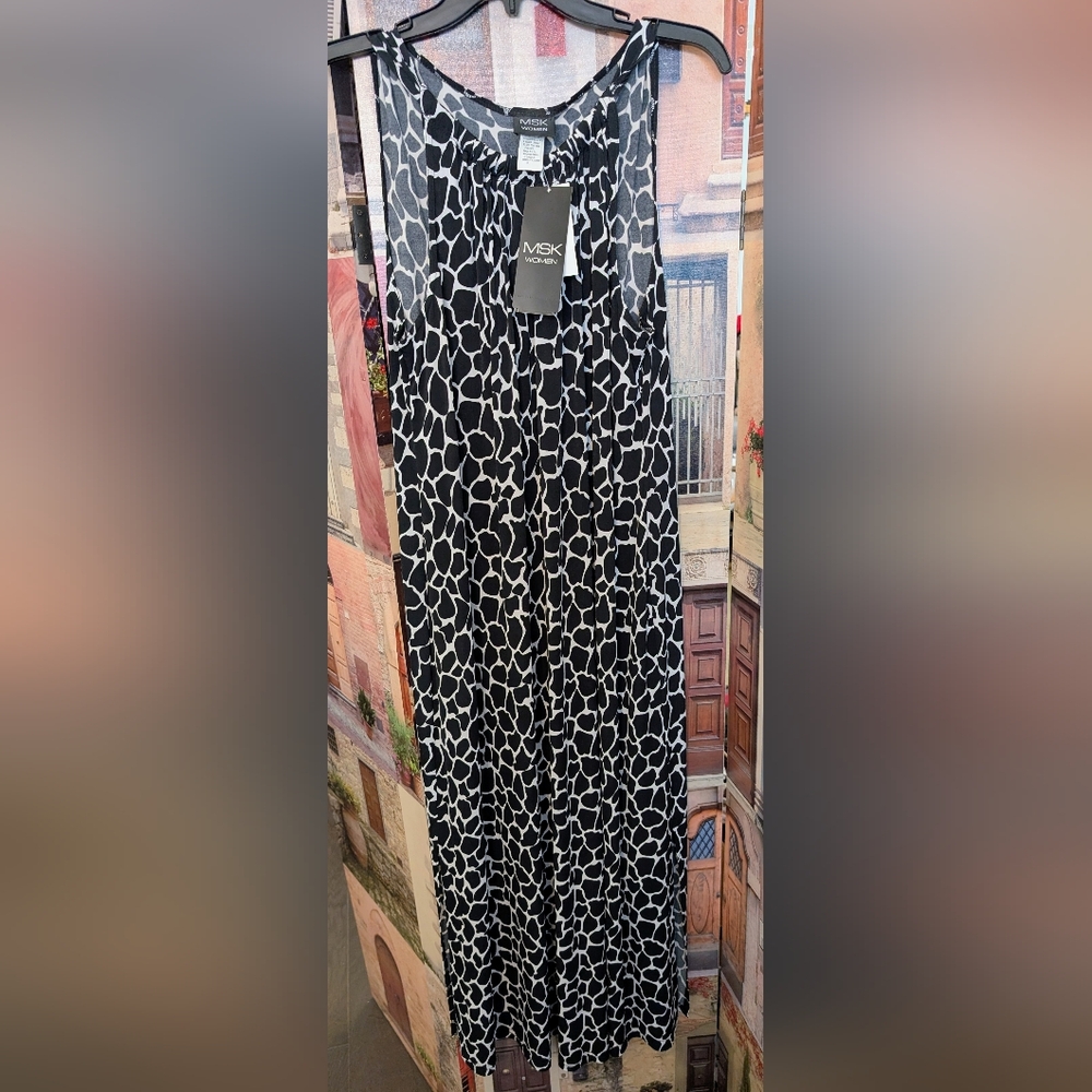 Black and White Patterned Women's Maxi Dress